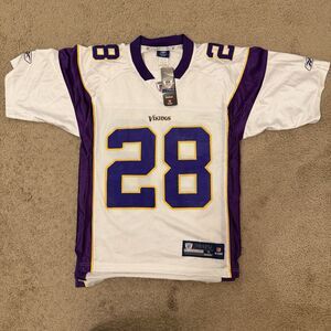 Adrian Peterson Vikings Jersey Reebok NFL Equipment NWT Size S #28